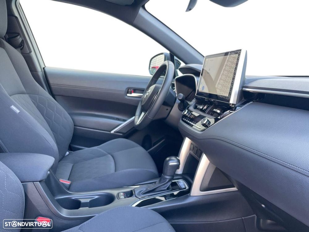 Toyota Corolla Cross 1.8 Hybrid Exclusive - 12
