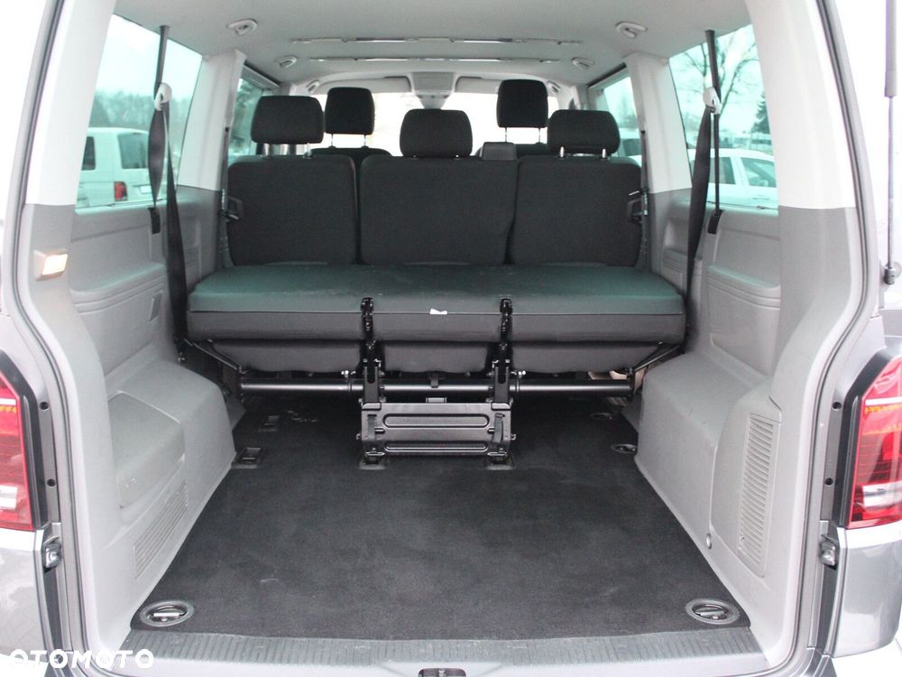 Volkswagen Caravelle - 15