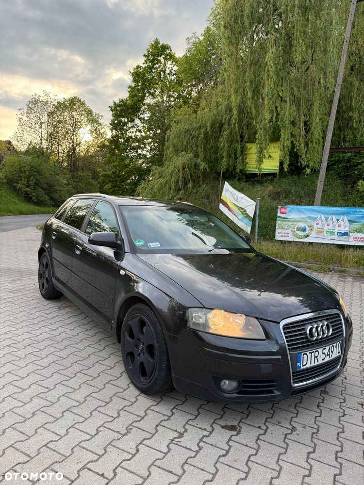 Audi A3 Sportback 2.0 TDI Ambiente - 2