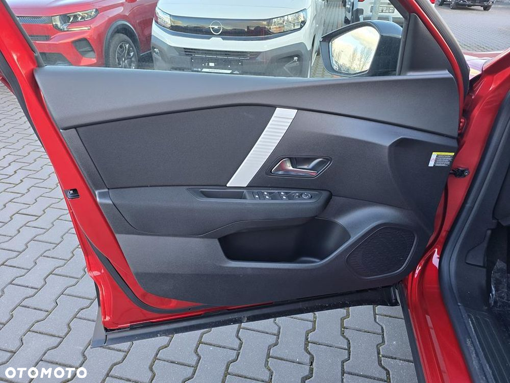 Citroën C4X 1.2 mHEV Plus eDCT6 - 10