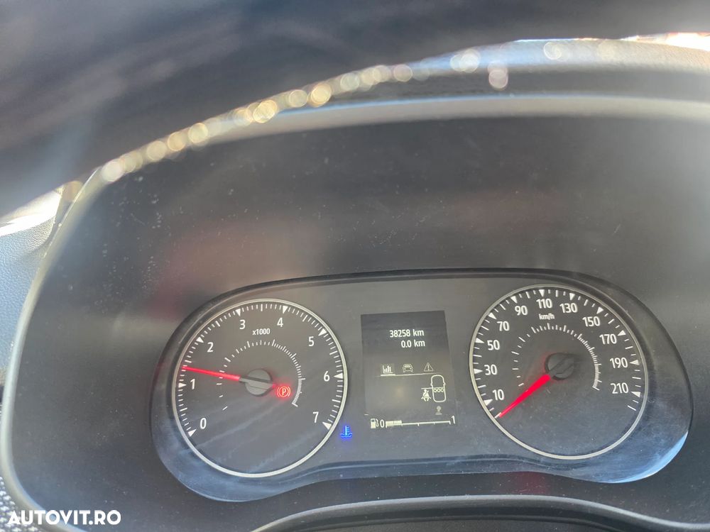 Dacia Logan TCe 90 MT6 Prestige - 10