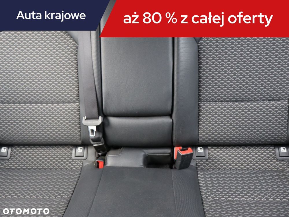 Kia Ceed - 12