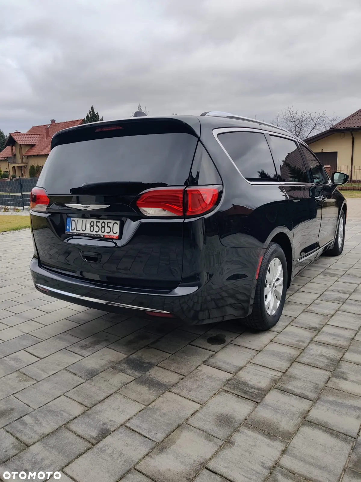 Chrysler Pacifica - 7
