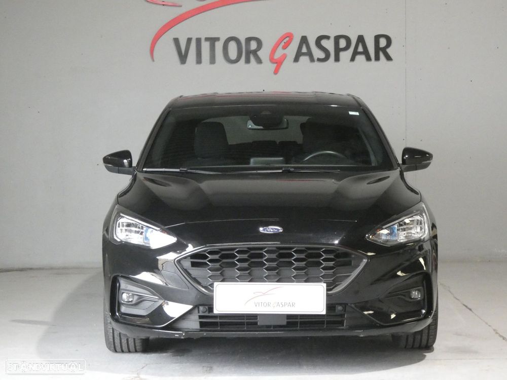 Ford Focus 1.0 EcoBoost MHEV ST-Line - 2
