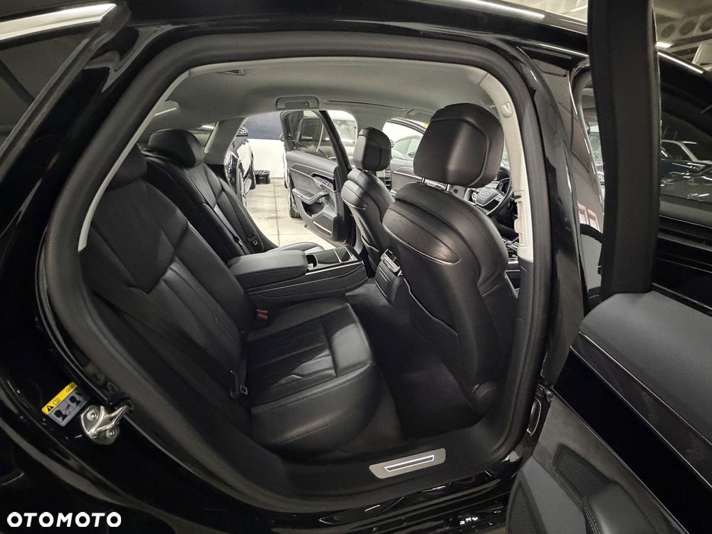 Audi A8 - 19