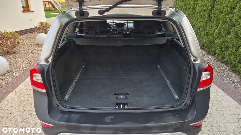 Volvo XC 70 D5 AWD Summum - 34