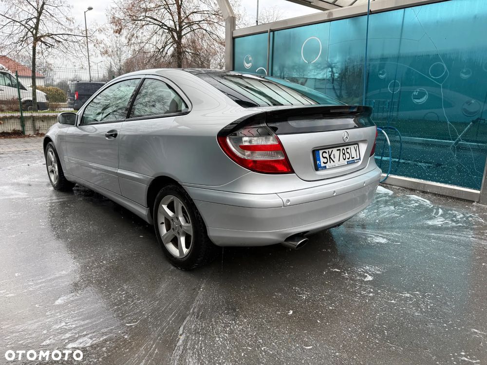 Mercedes-Benz Klasa C 180 Kompressor Automatik - 2