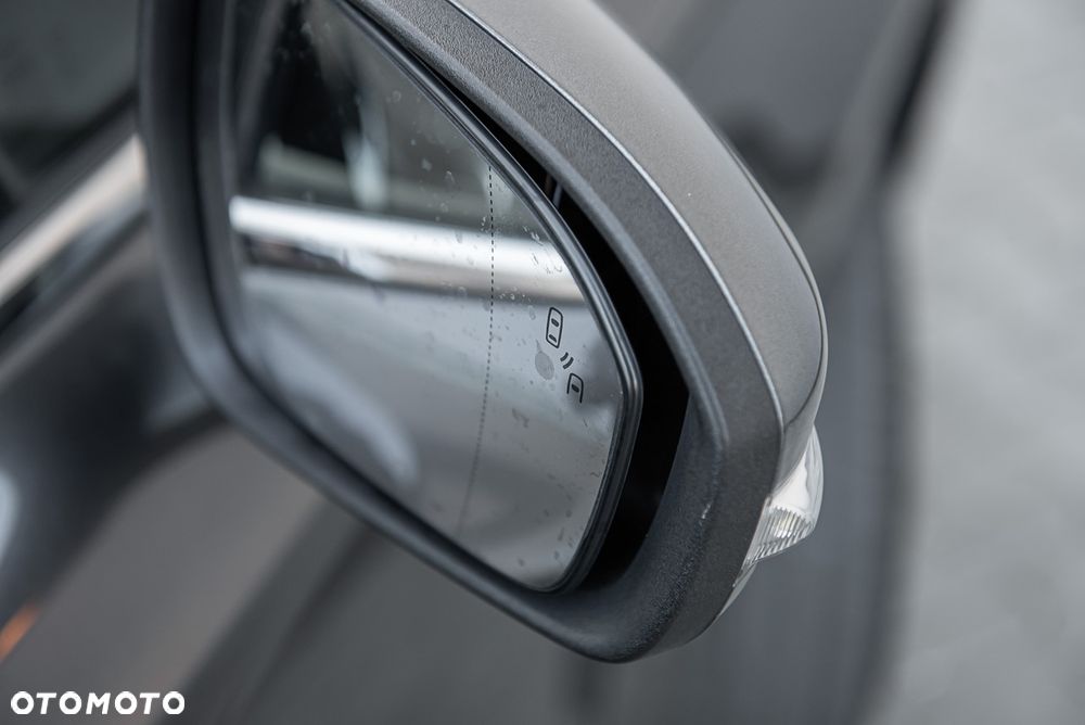 Ford Mondeo 2.0 TDCi Titanium - 32