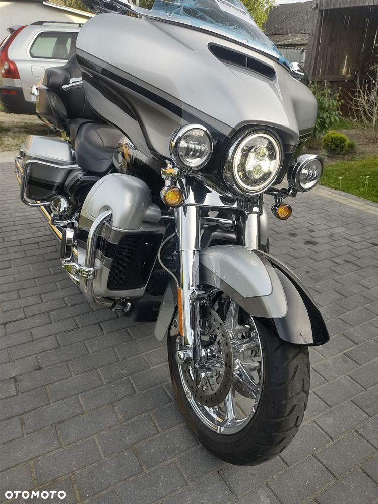 Harley-Davidson Touring Electra Glide - 2