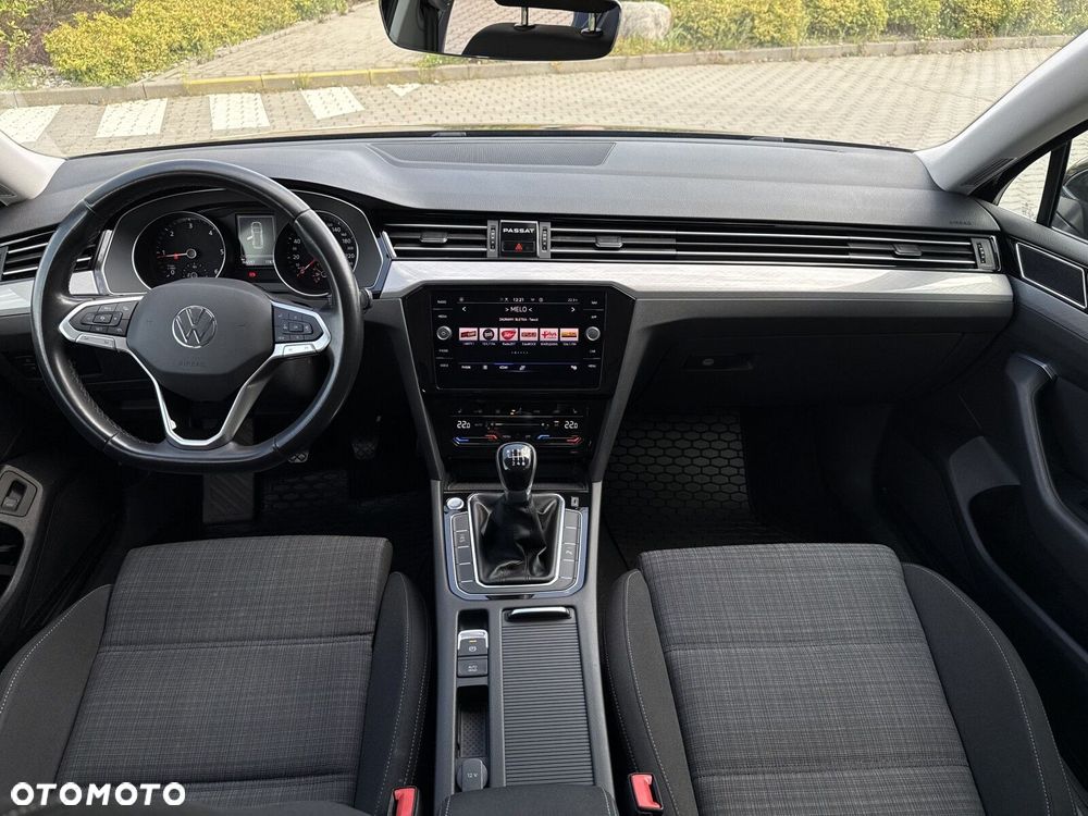 Volkswagen Passat Variant 2.0 TDI EVO Business - 28