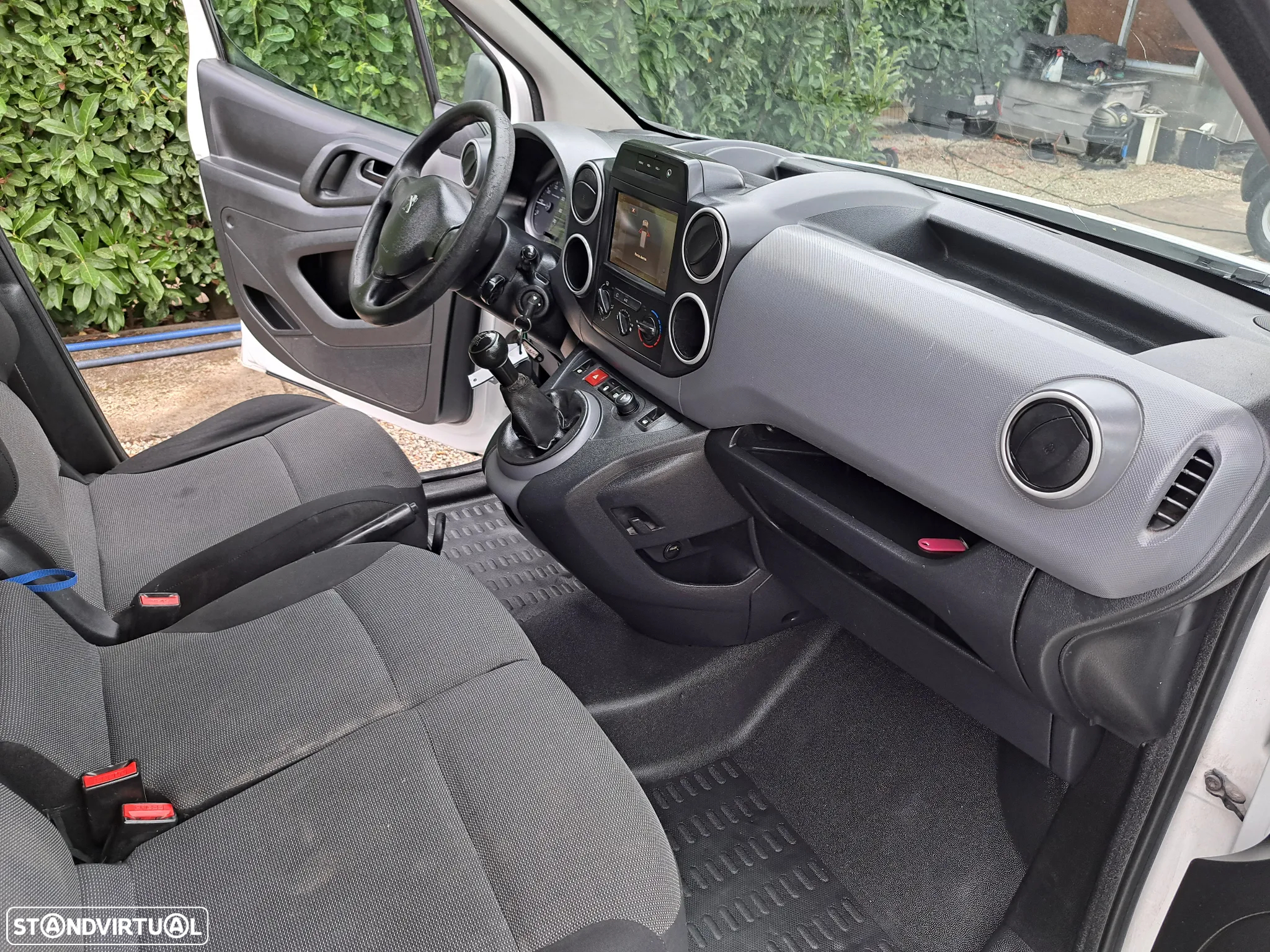 Peugeot Partner - 13