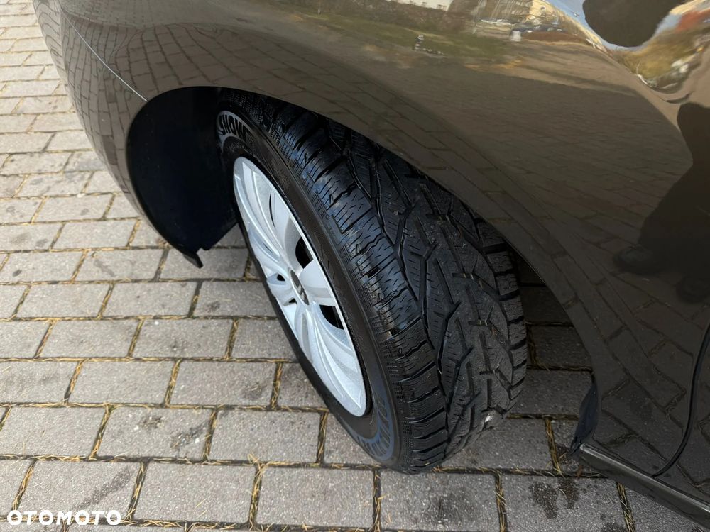 Citroën C3 Pure Tech (VTi) 82 Exclusive - 8