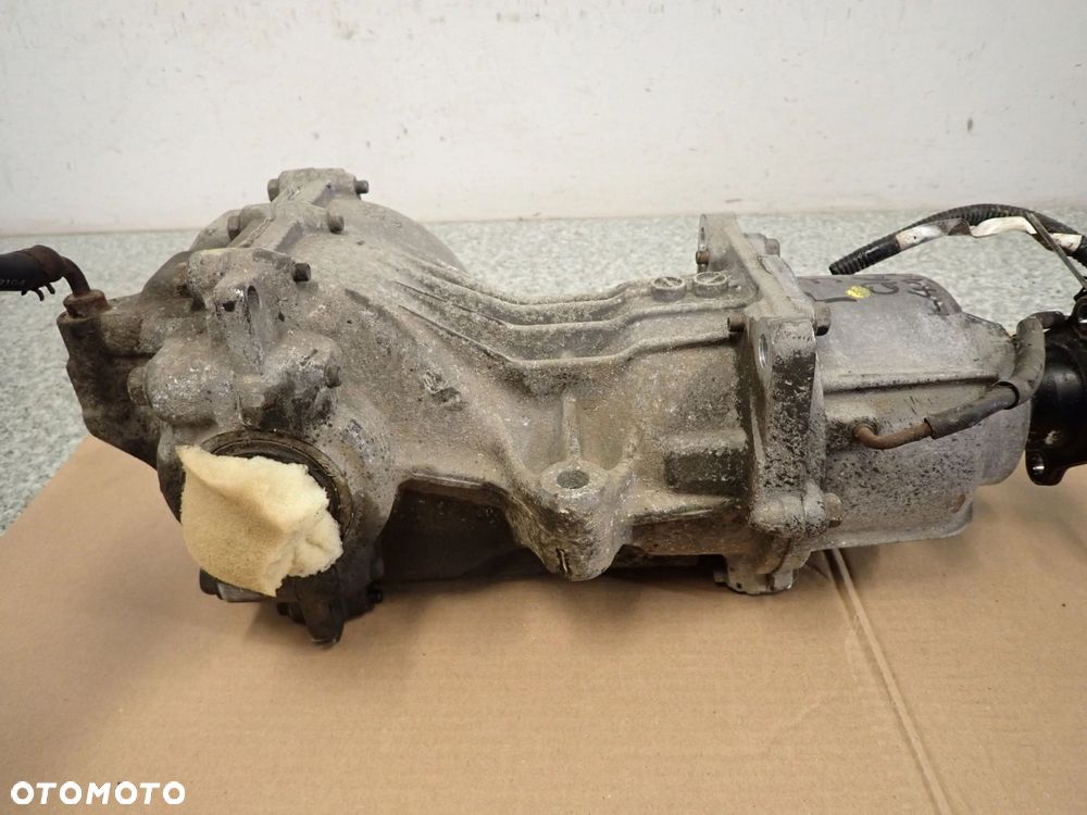 NISSAN XTRAIL T30 2.0i AUT 01-07 GŁÓWKA MOSTU TYLNEGO DYFER MOST - 5
