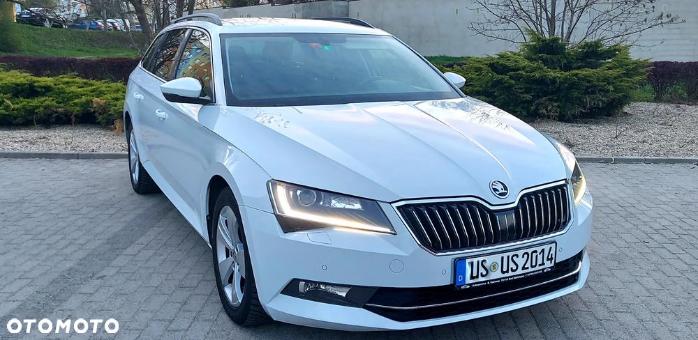 Skoda Superb 2.0 TDI Style - 20
