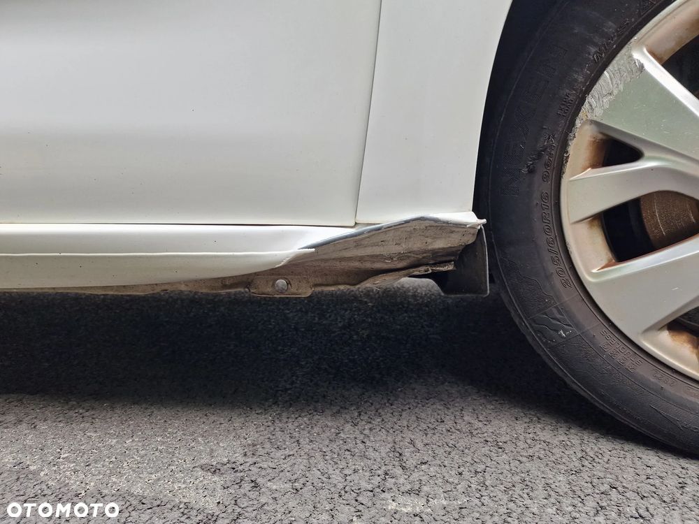 Citroën C4 Picasso e-HDi 115 Intensive - 31