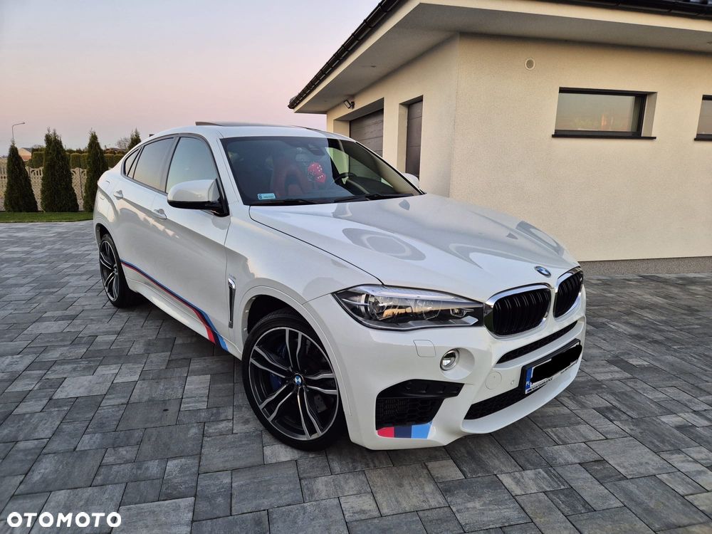 BMW X6M - 1
