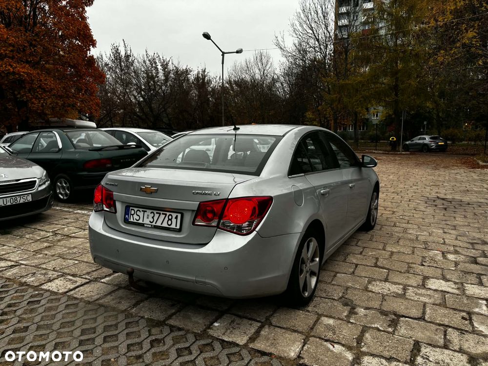 Chevrolet Cruze 2009 photo 4