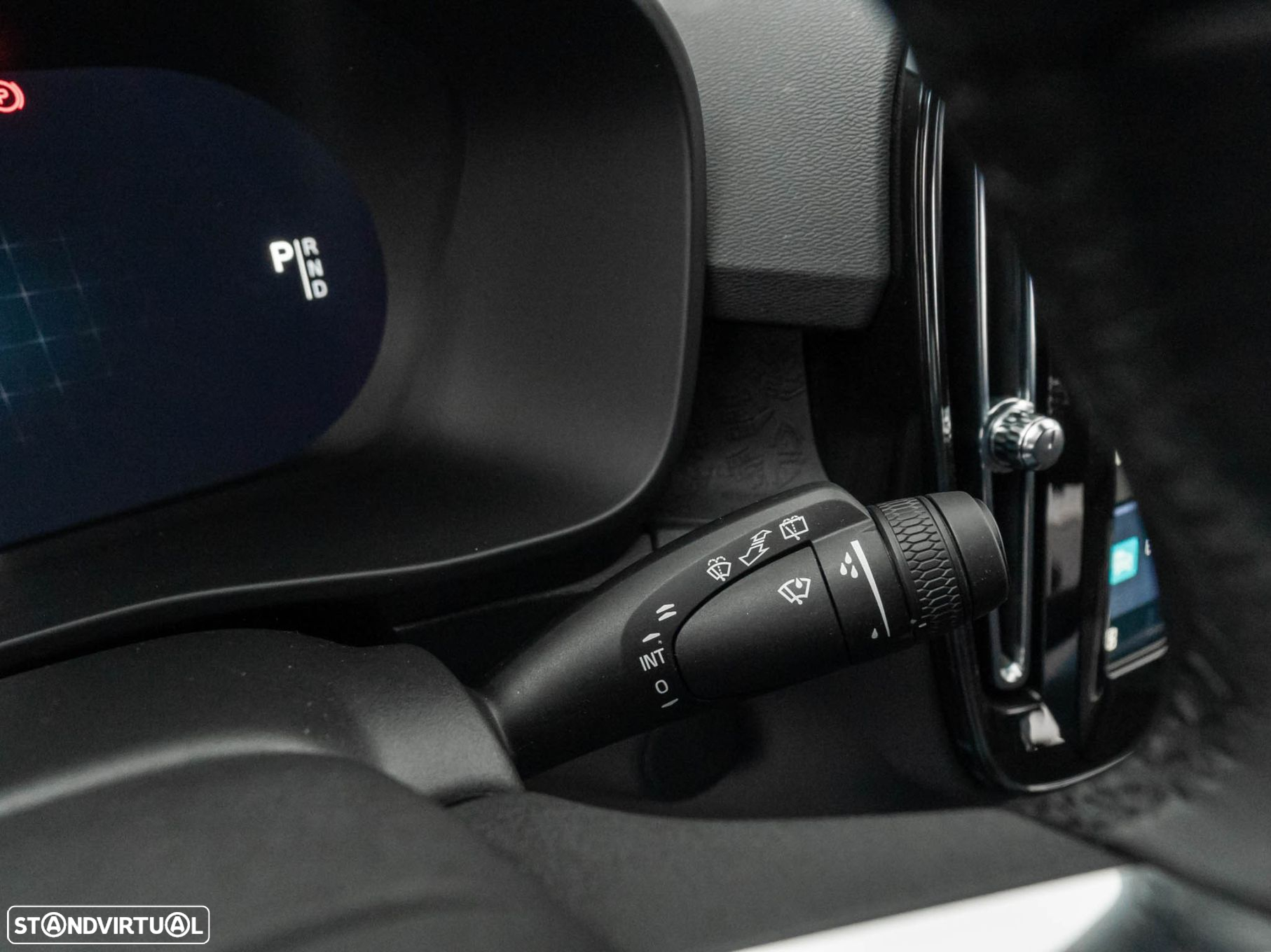 Volvo XC 40 Recharge Core - 20