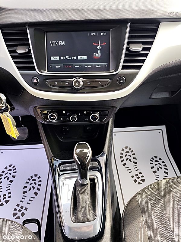 Opel Crossland X 1.2 Start/Stop Automatik 2020 - 11