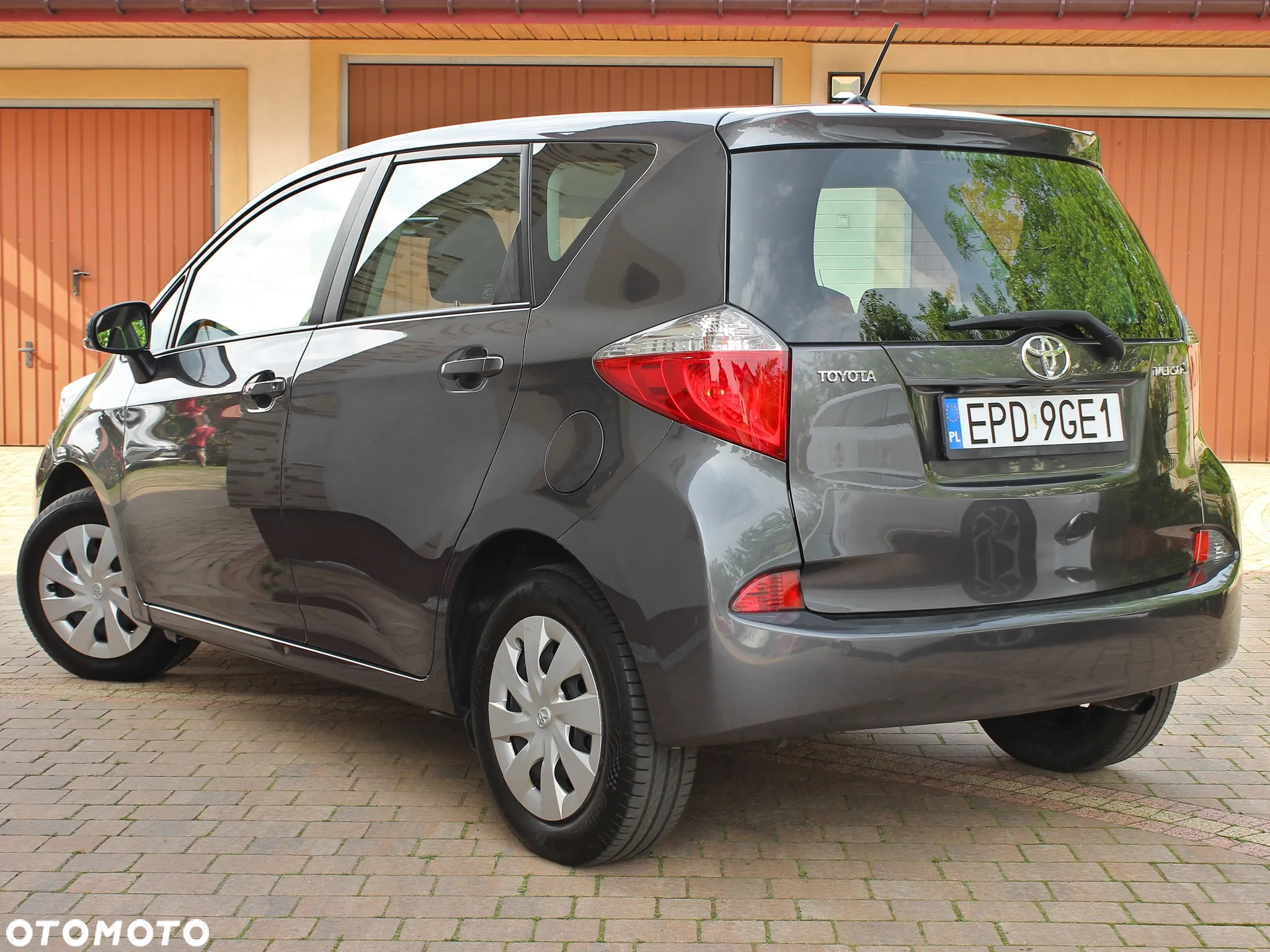 Toyota Verso S 1.33 VVT-i Multidrive Club - 16