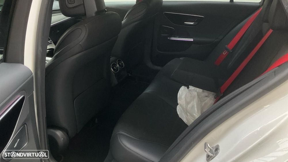 Mercedes-Benz C 300 e T 9G-TRONIC AMG Line - 7