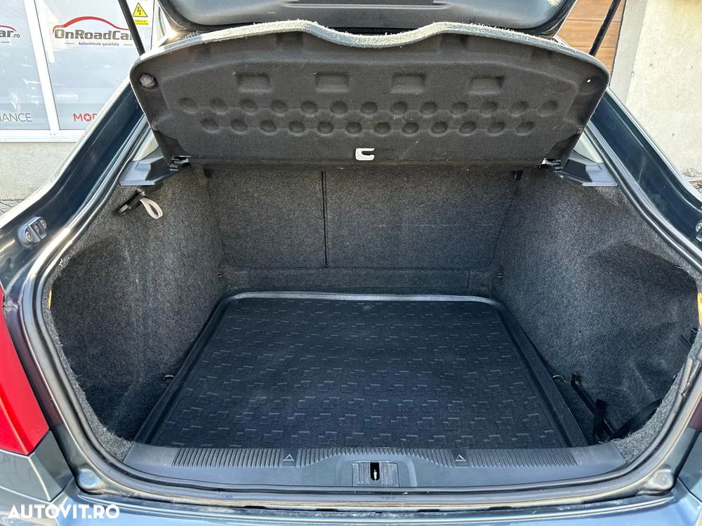 Skoda Octavia 2.0 TDI Ambiente Aut - 18