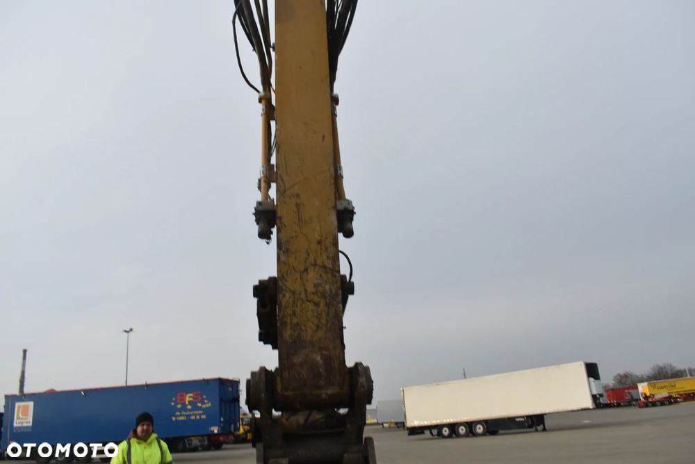 Caterpillar 326FL - 9
