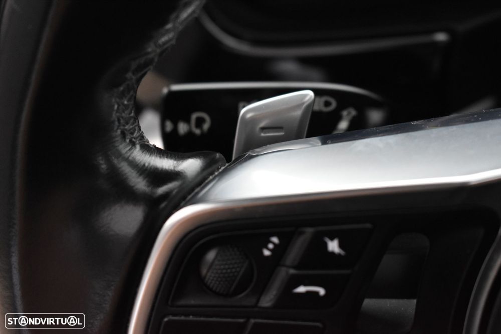 Porsche Panamera Sport Turismo - 35