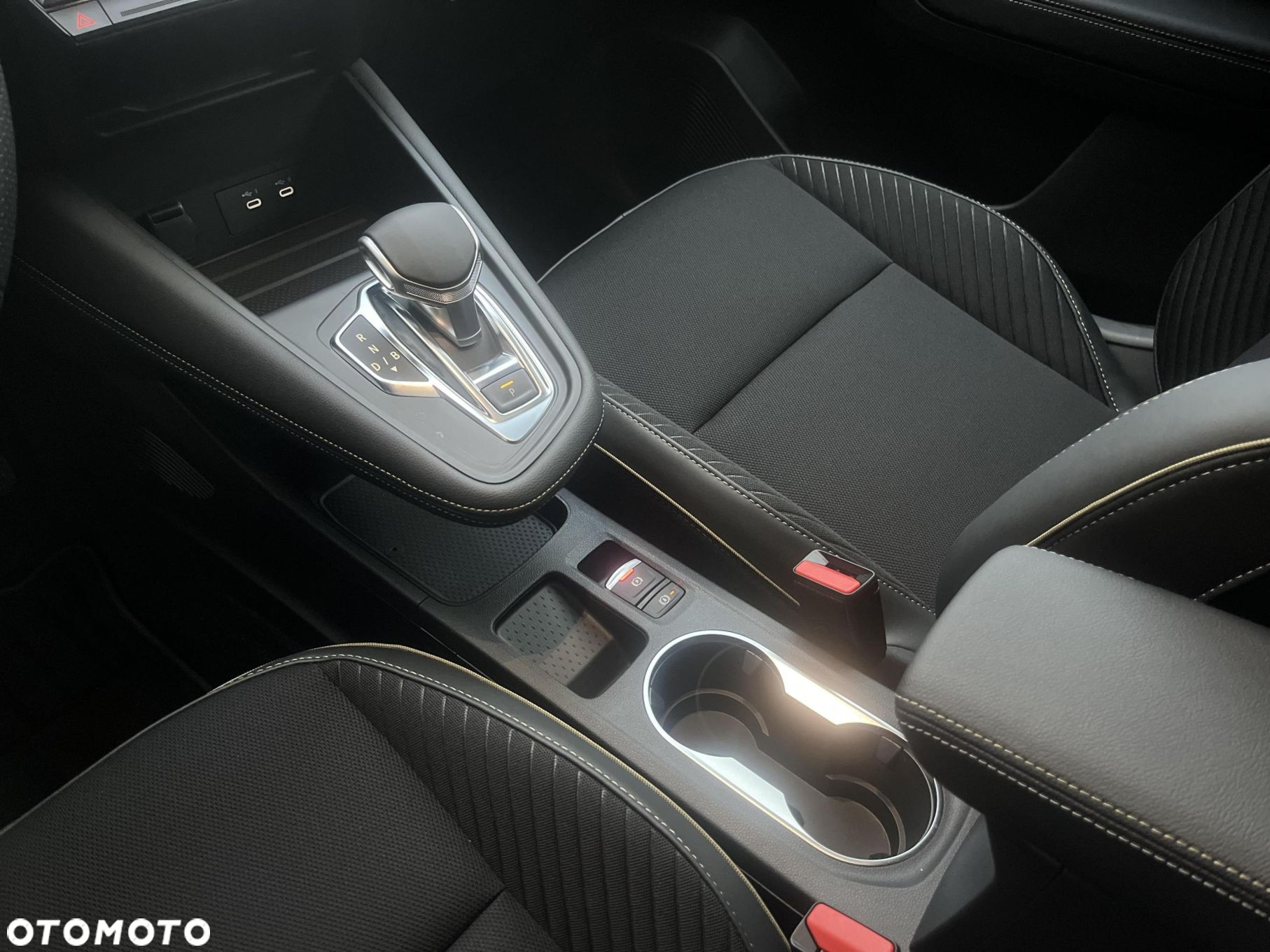 Renault Symbioz - 15