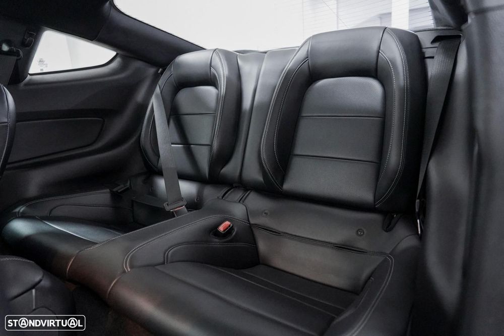 Ford Mustang 2.3i EcoBoost - 7