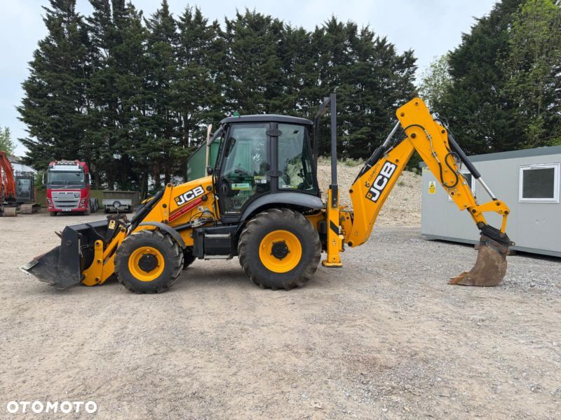 JCB 3CX CONTRACTOR - 2