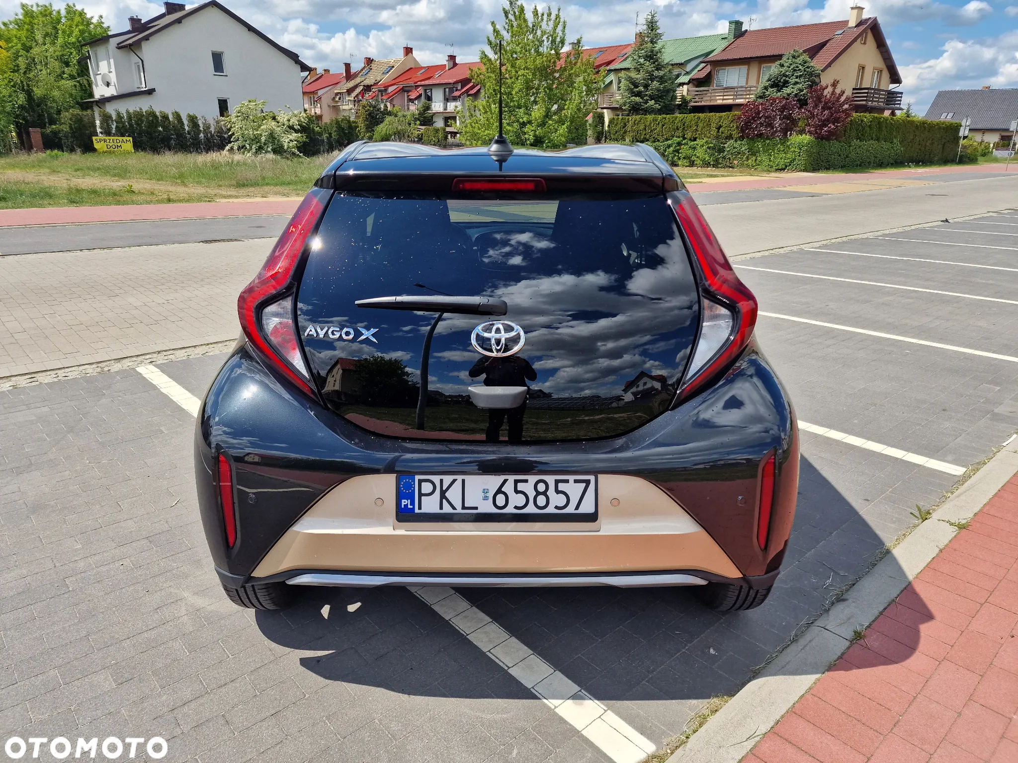 Toyota Aygo X 1.0 VVT-i JBL - 6