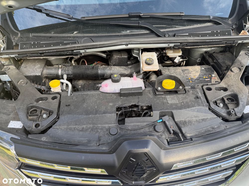 Renault Trafic - 17
