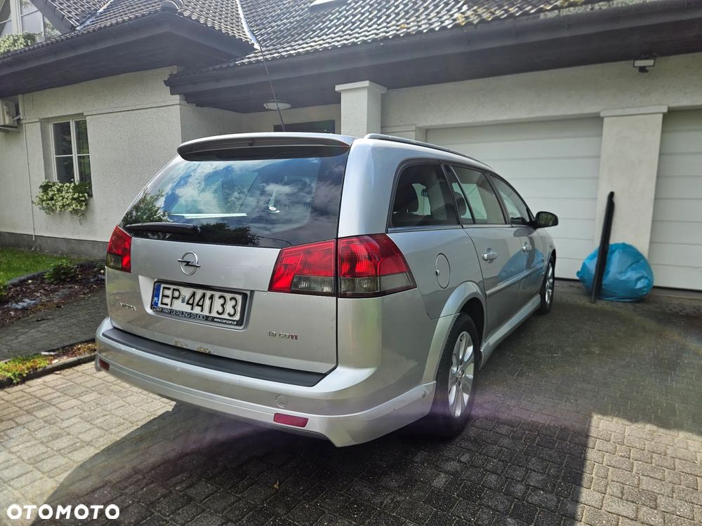 Opel Vectra 1.9 CDTI Cosmo - 2