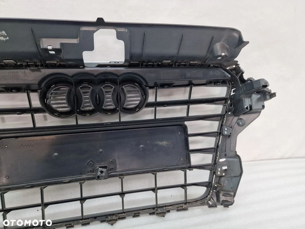 AUDI A3 8V0 / 8V3 / 8V 12- ATRAPA / GRILL PRZEDNI PRZÓD , NR 8V3853651 , NR AUKCJI GL743 - 16
