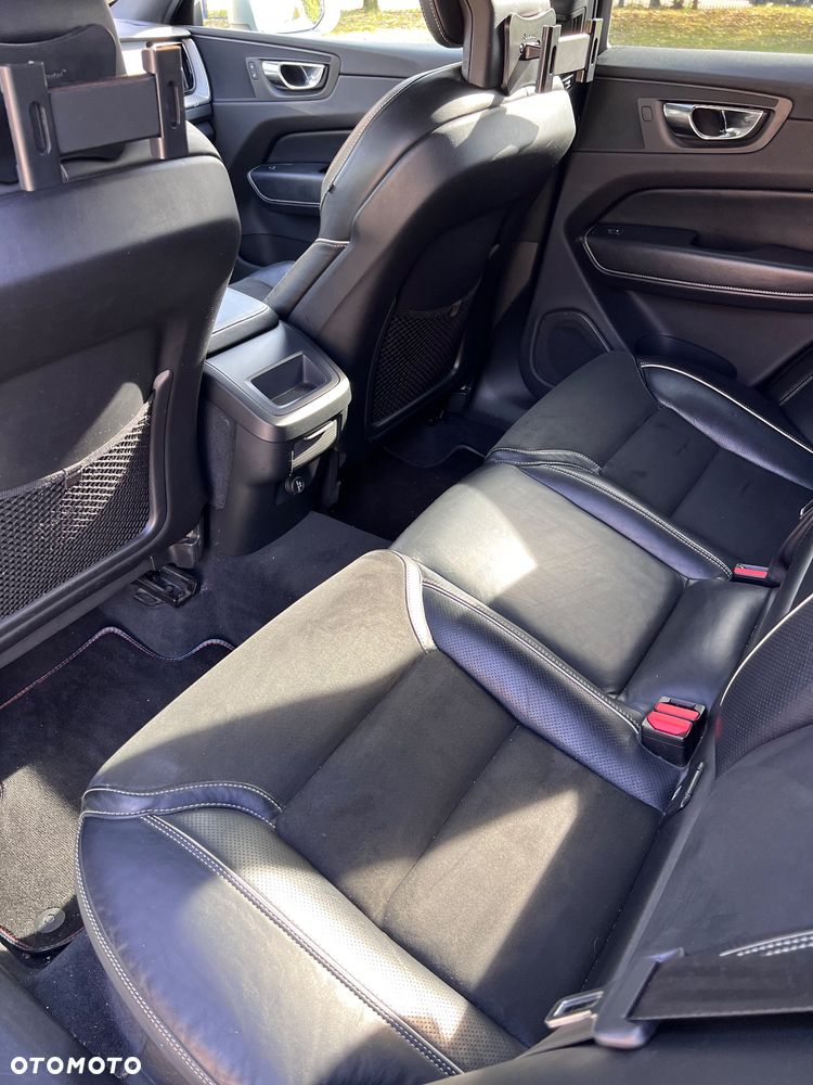 Volvo XC 60 D4 AWD R-Design - 15