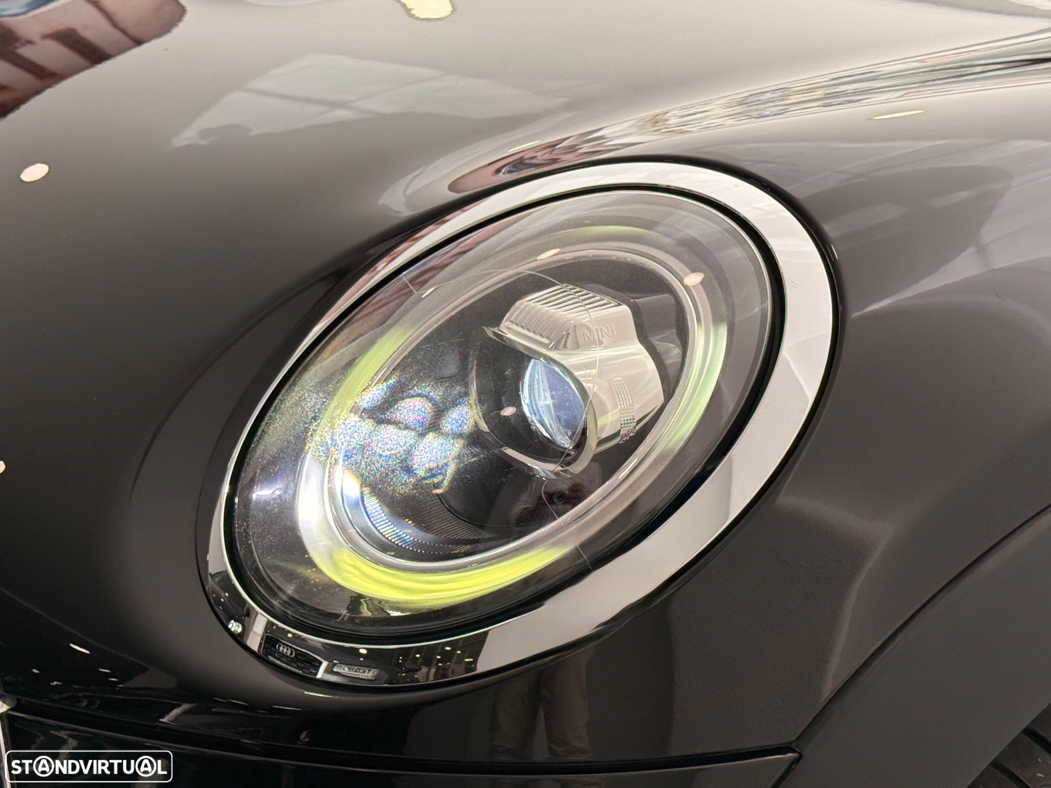 MINI 3 Portas Cooper D - 18