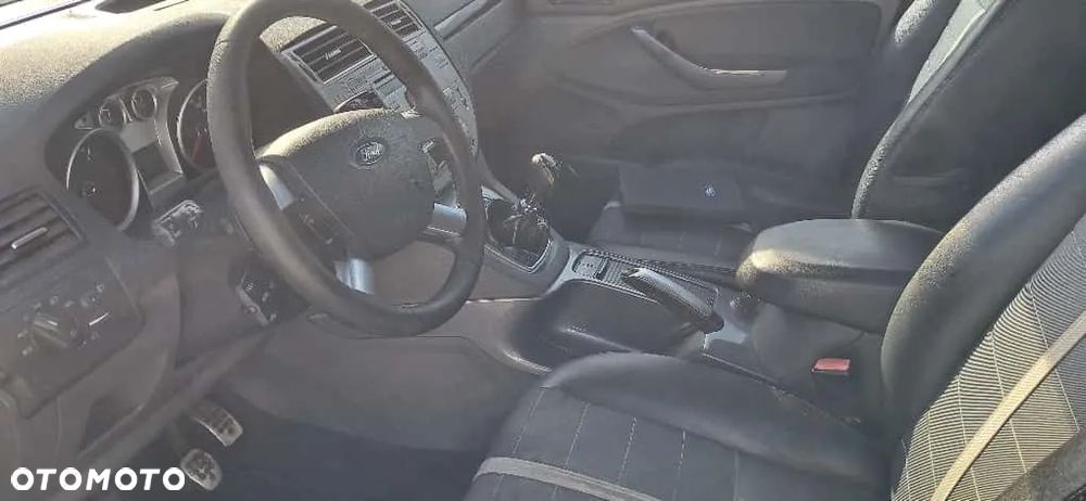 Ford Kuga 2.0 TDCi Titanium - 13