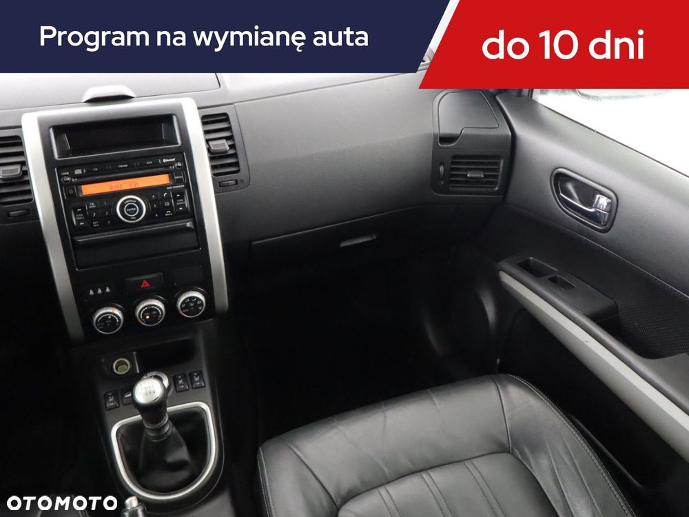 Nissan X-Trail - 10