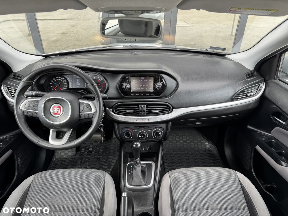 Fiat Tipo 1.6 E-Torq Lounge - 14