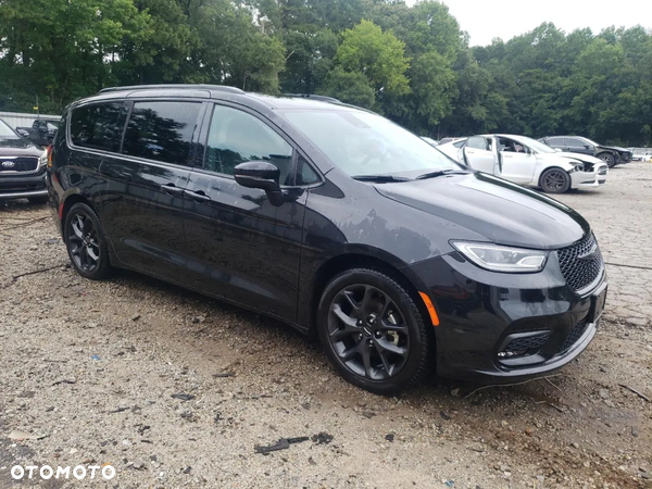 Chrysler Pacifica