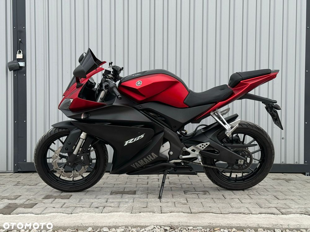 Yamaha YZF - 6