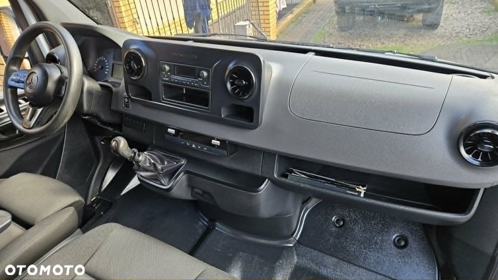 Mercedes-Benz SPRINTER 311CDI 37 - 13