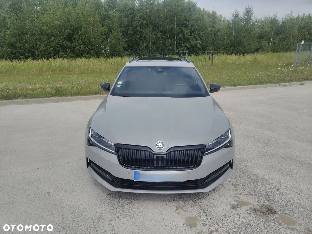 Skoda Superb 2.0 TDI SCR Sportline DSG - 2