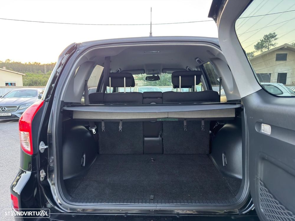 Toyota RAV4 2.2 D-4D X - 6