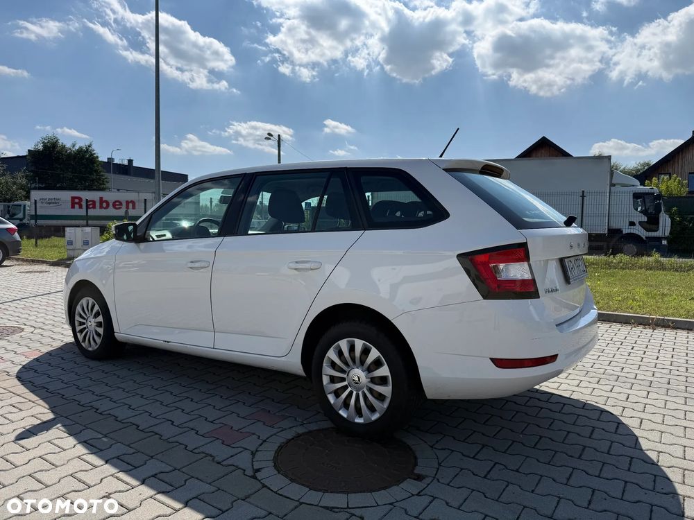 Skoda Fabia 1.0 TSI Ambition - 9