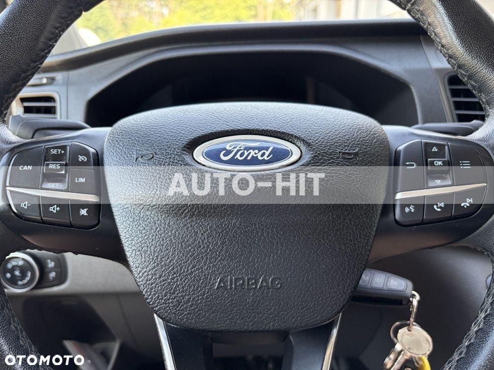 Ford Transit - 28