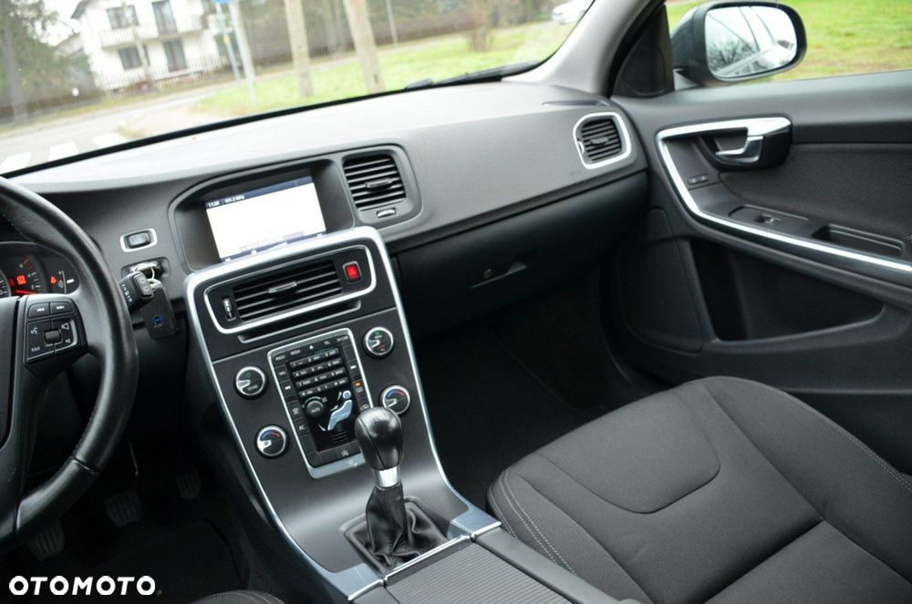 Volvo V60 - 22