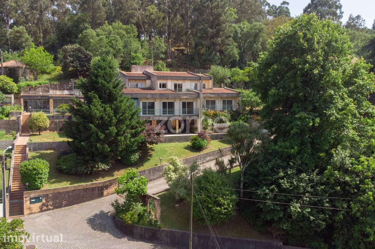 Moradia Individual T5 + Escritório em Sequeira – Braga - Grande imagem: 4/51