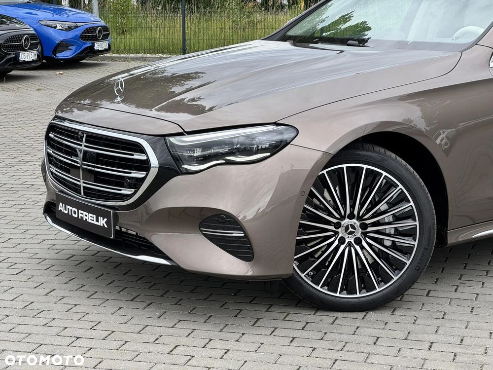 Mercedes-Benz Klasa E 200 mHEV 4-Matic Exclusive 9G-Tronic - 9